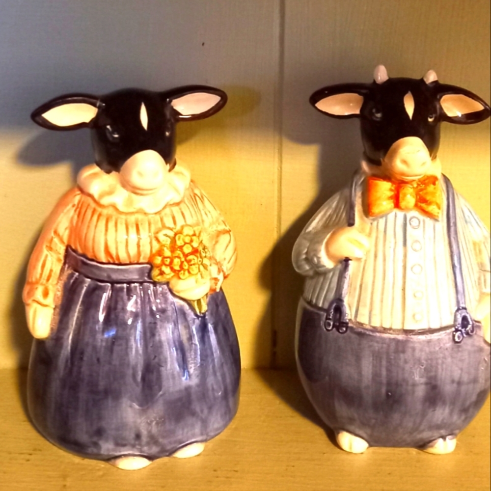 Vintage Otagiri Cow Couple Ma & Pa Salt & Pepper